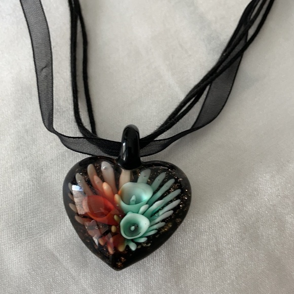 Necklace - Picture 2 of 2